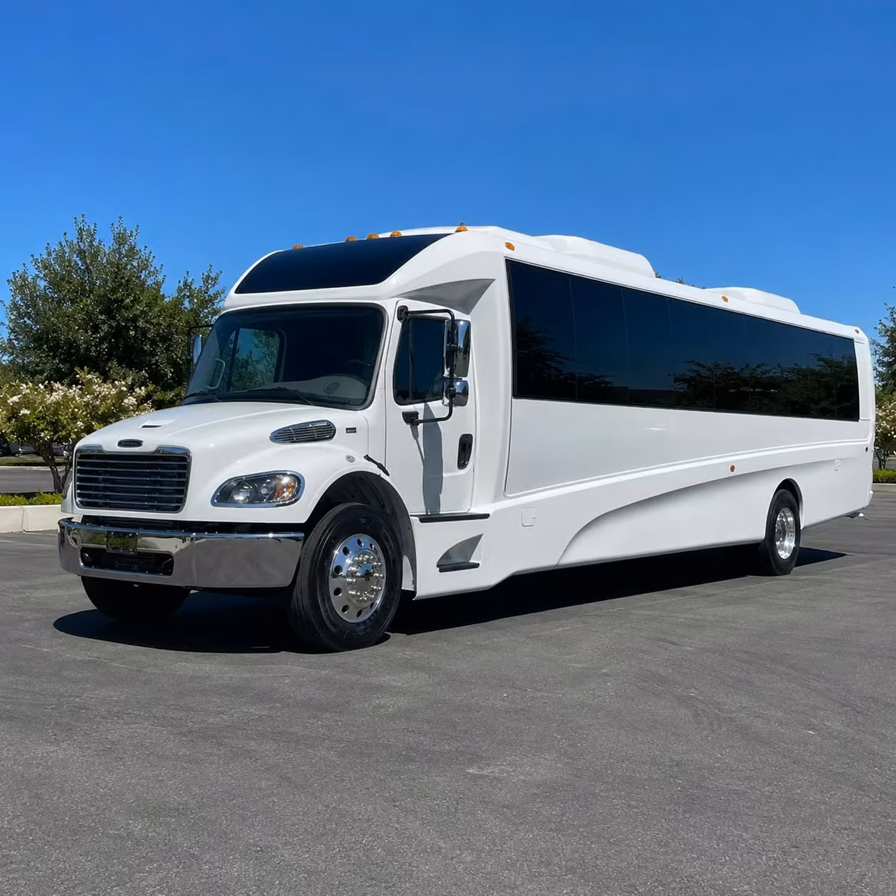 richmond 35 passenger minibus rental