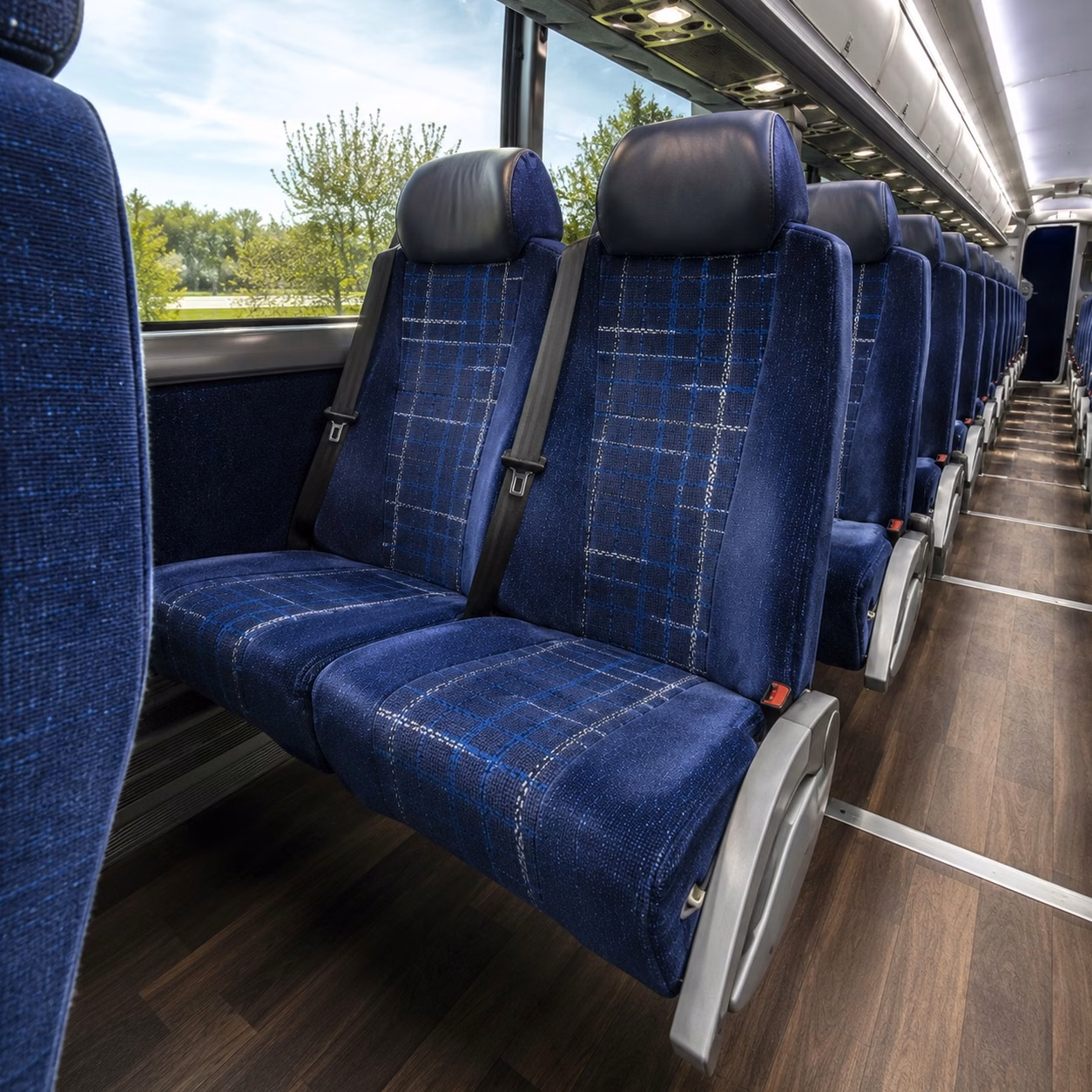 science center and nature field trips in richmond on a charter bus